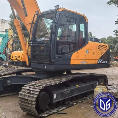 R220 22 Tonnen gebrauchtes Hyundai Bagger mit hoher Anpassungsfähigkeit und Allterrain