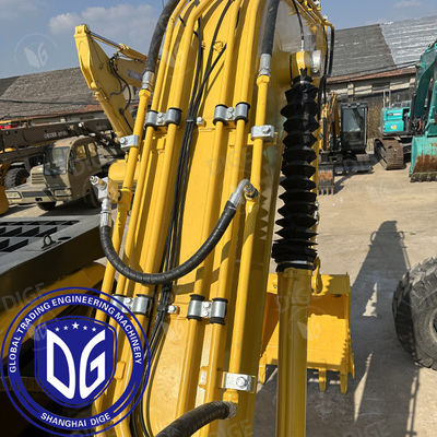 Gut erhalten USED PC200-7 Bagger mit effizienten Materialverarbeitungsmöglichkeiten