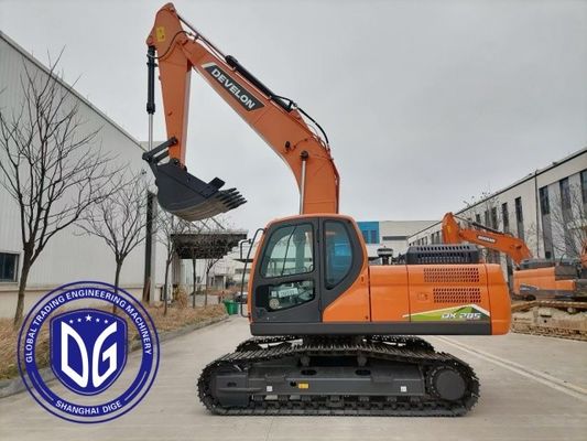 DX205 Gebraucht Doosan 20,5 Tonnen Bagger mit vielseitigen Befestigungsmöglichkeiten