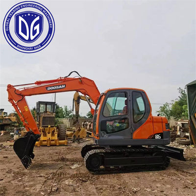 Gebraucht Doosan DX80 8 Tonnen kleiner Bagger hoher Wirkungsgrad gute Qualität zum Verkauf