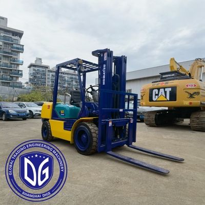 Herkunft Japan 3 Tonnen Gebrauchtkomatsu Gabelstapler Komatsu 3 Tonnen Gebrauchtkomatsu Gabelstapler 3 Tonnen