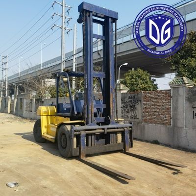 10t FD100 Gebraucht-Komatsu-Forklift mit starker Hydraulikmaschine