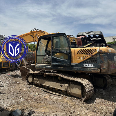 Original Hyundai 225 22,5 Tonnen Hydraulischer Bagger, in gutem Zustand, jetzt erhältlich.
