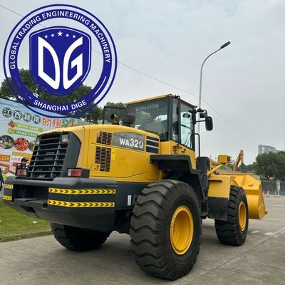 Vielseitige hydraulische Komatsu Wa320-Lader für schnelle und einfache Materialbearbeitung