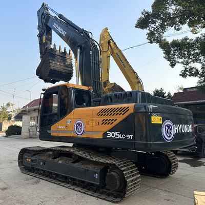 30t Betriebsgewicht Hyundai 305 Gebrauchtbagger Sofortiger Versand nach Libyen