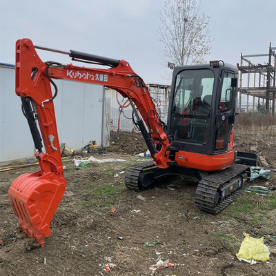 Kubota U35 Bagger macht Ihre Arbeit schneller und einfacher durch eine bequeme Wartung