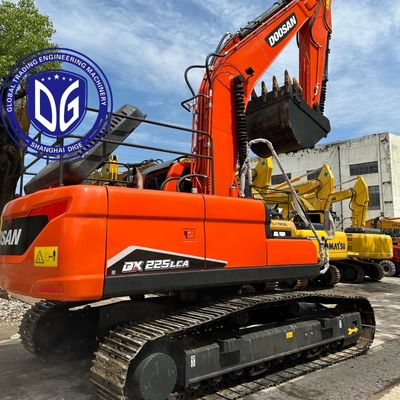 Gebrauchter Doosan DX225 Bagger Zuverlässige, erschwingliche Schwerlastausrüstung
