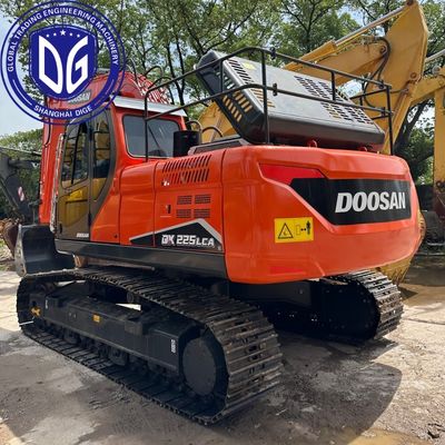 Gebrauchter Doosan DX225 Bagger Zuverlässige, erschwingliche Schwerlastausrüstung