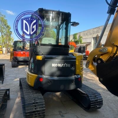 Gebraucht Japan Komatsu PC40 Mini Bagger 4 Tonnen Kleiner Hydraulischer Bagger Niedrigarbeitszeit
